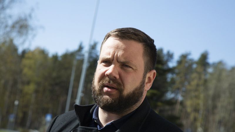 Kariņš parakstījis rīkojumu par Vitenberga demisiju