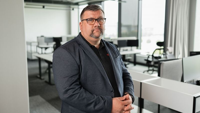 Emergn uztic organizācijas MI virzību Latvijas pārstāvim