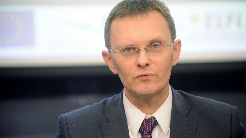 Reitingu aģentūra Standard&Poor's paaugstina Latvijas kredītreitingu uz A-