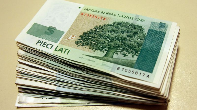 Ātro kredītu izsniedzējiem bizness stabili pieaug