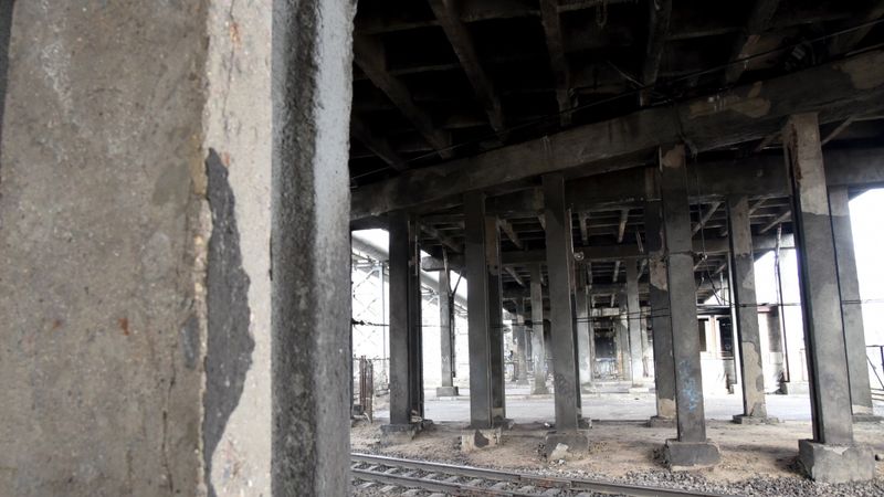 Sāks Brasas pārvada pārbūvi; slēgs transportlīdzekļu kustību virzienā uz centru