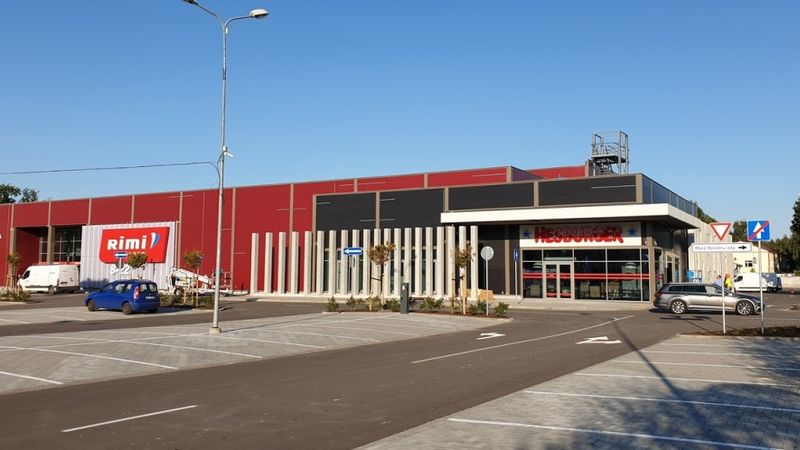 Tirdzniecības centra Azur vietā atklās lielveikalu Ozols