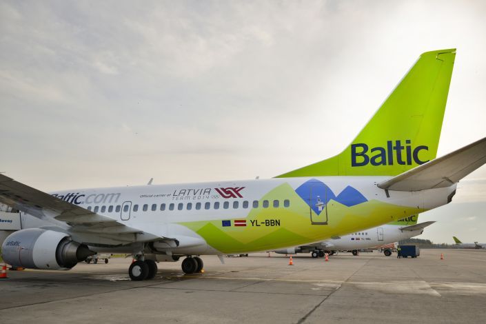 Izsludina airBaltic finanšu stabilizācijas pasākumu likumu