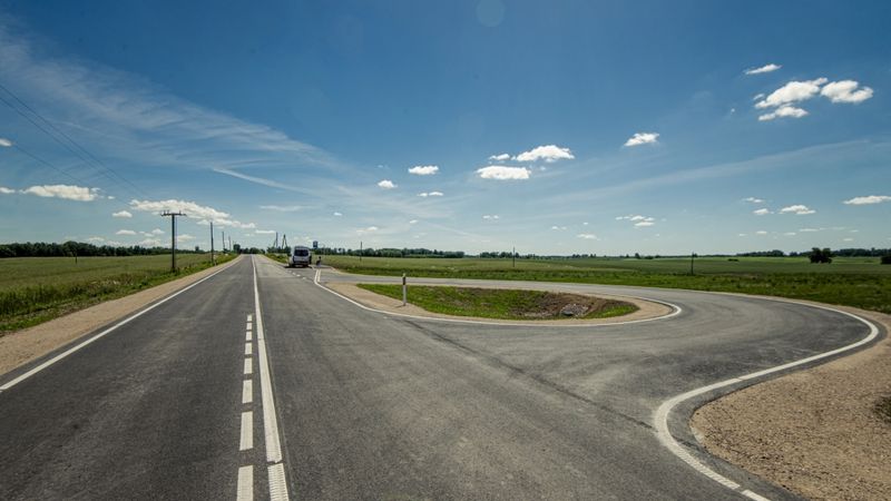 Būvdarbi pabeigti 15 valsts vietējo autoceļu posmos