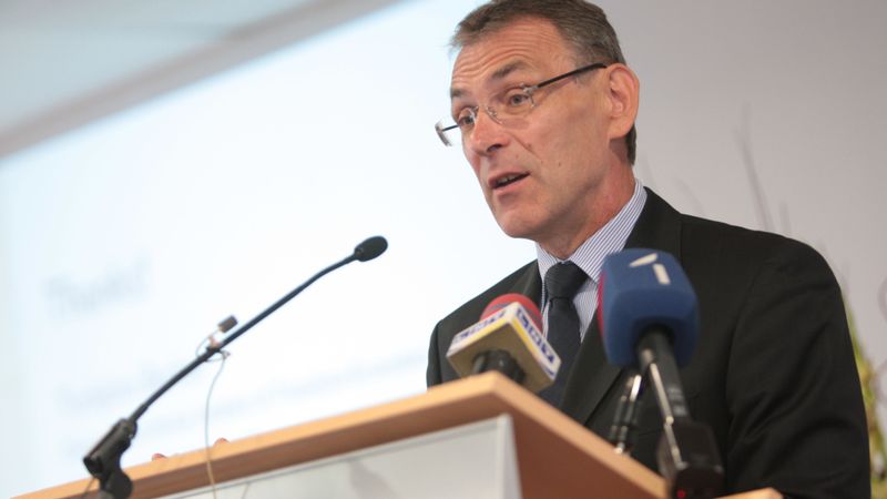 Piebalgs: visas savas dzīves laikā es maksāšu ar eiro, un Latvijā būs eiro