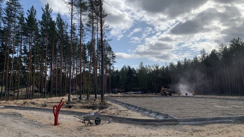 FOTO: Carnikavas novadā top jauns uzņēmējdarbības un inovāciju parks