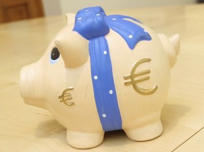 Attīstības banka bez bankas licences