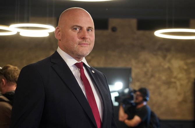 Papildināta - Kulbergs grib mazināt ministriju skaitu un panākt Latvijas ekonomisko izrāvienu