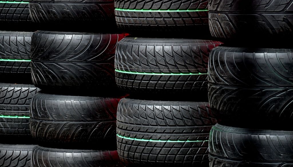 Bridgestone  slēgs riepu ražotni Francijā