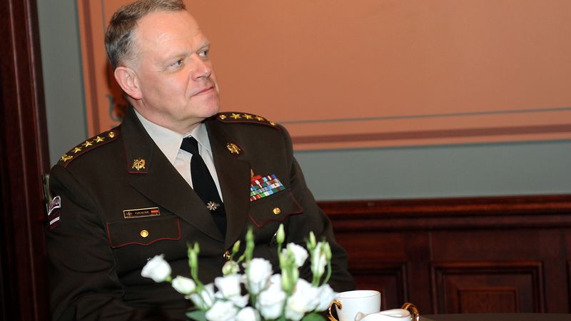 NBS komandieris: Latvijai šobrīd nav militāru risku