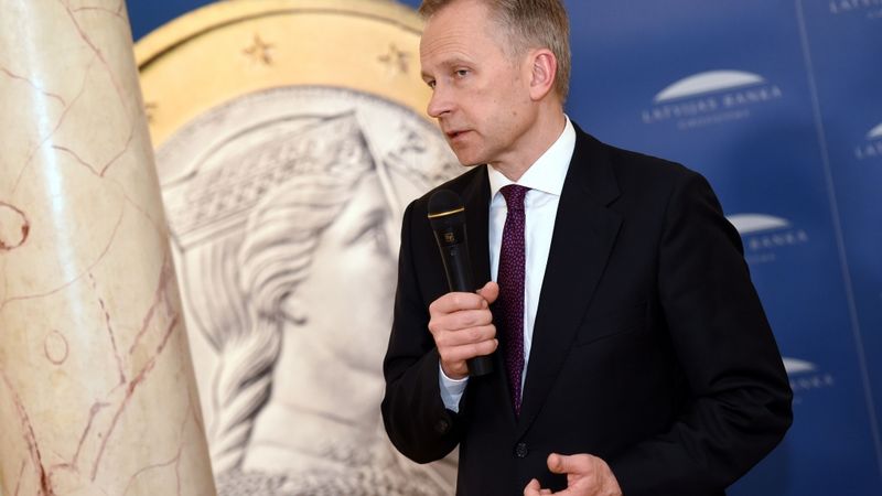 Premjers: Nestādos priekšā, kā pēc tik nopietnām apsūdzībām Rimšēvičs varētu turpināt mierīgi strādāt LB