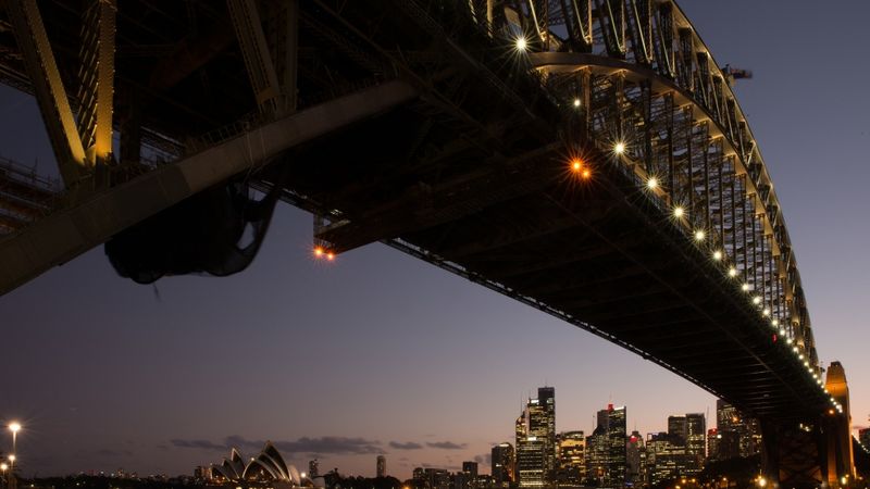Austrālija atsāks starptautisko tūristu uzņemšanu ne ātrāk par 2022.gadu