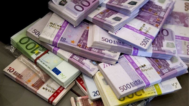 Pērn pirmo reizi septiņos gados sarukusi pasaules miljonāru bagātība