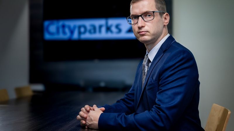 Maksas stāvvietas augs guļamrajonos