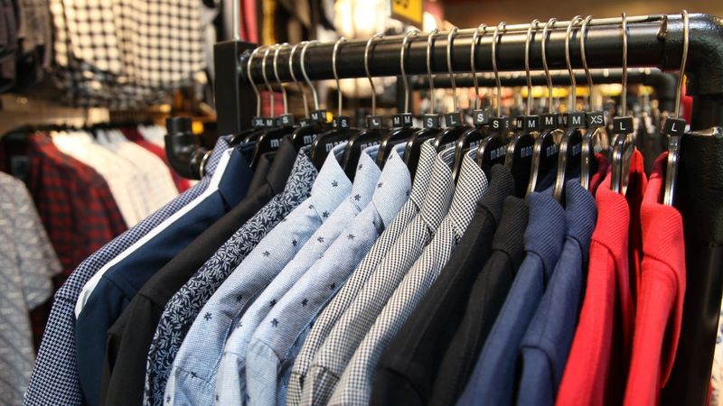 Pēc Lieldienām varēs darboties visi veikali ārpus tirdzniecības centriem