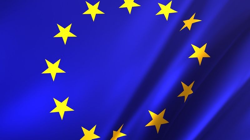 Noraida iespēju ES finansējumu reģioniem saistīt ar makroekonomiskiem mērķiem