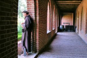 Gruzijā klosteri piedāvā uzņemt ieslodzītos
