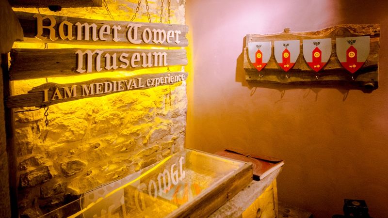 Vēsturiskajā Rāmera tornī atvērts Rīgā pirmais escape quest muzejs