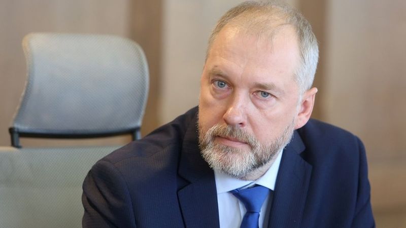 Atsevišķas ministrijas paniski mēģina "lāpīt budžetu" uz iedzīvotāju un uzņēmēju rēķina