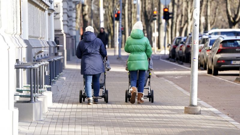 Sasniegts zemākais dzimstības rādītājs pēdējo 100 gadu laikā