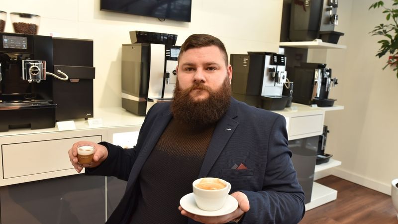 Automāti sacenšas ar baristām