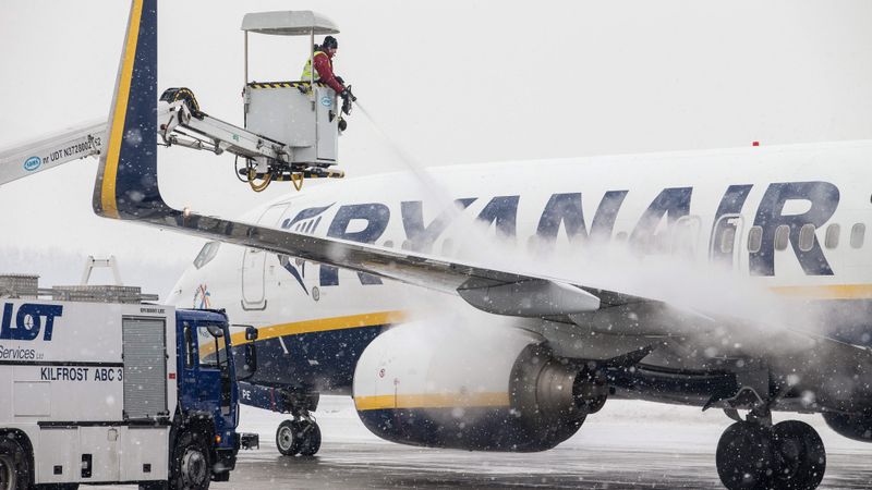 Ryanair, cīņā par zemo cenu lidojumiem uz ASV, dibina jaunu aviokompāniju