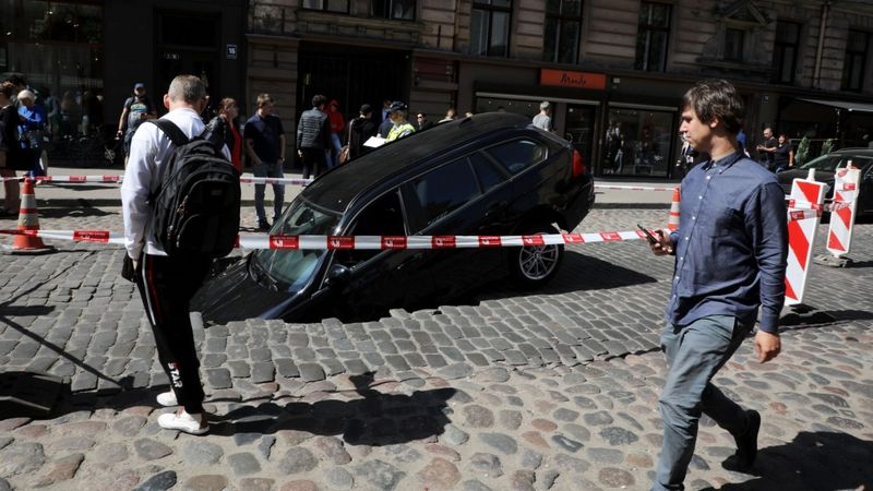 Saistībā ar iegruvumu veidošanos nākamajā būvsezonā plānots sākt Ģertrūdes ielas pārbūvi