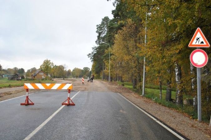 Strenčos turpinās vērienīgi būvdarbi