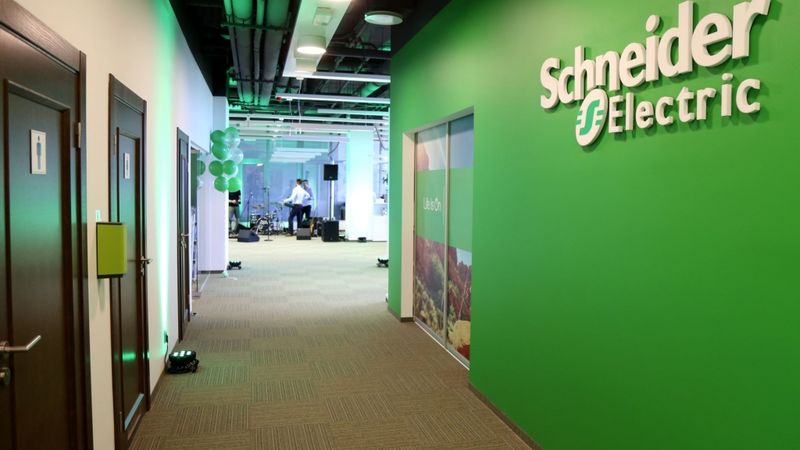 Schneider Electric izveidojis vienu no modernākajiem birojiem Latvijā