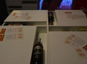 FOTO, VIDEO: Gruzijas Expo paviljonu atklāj ar dejām, dziedāšanu un minūti klusuma