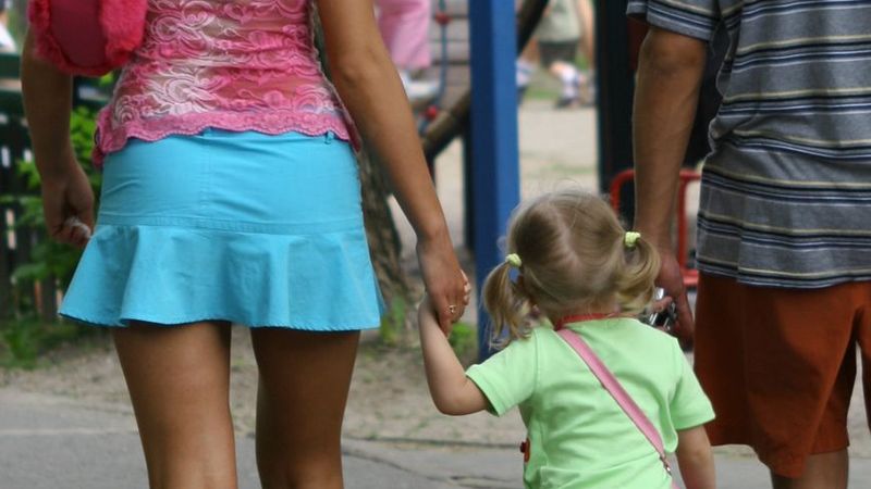 Itālijā minisvārku nēsāšana var beigties ar 500 eiro sodu