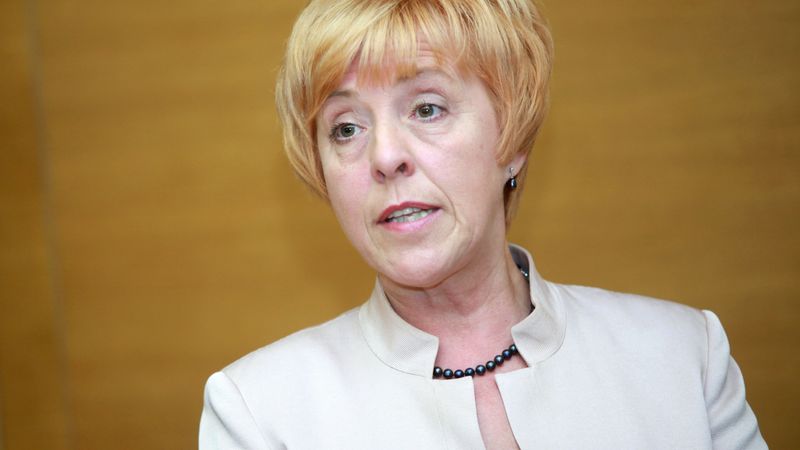 Līdz trekno gadu algām neaizsniedzas
