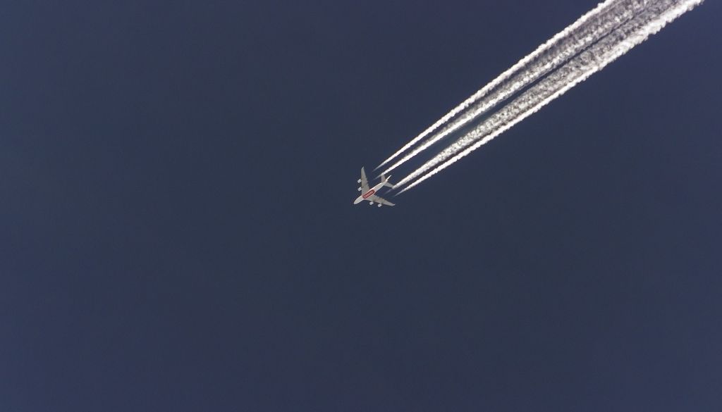 Skaidras naudas krīze apdraud aviokompānijas