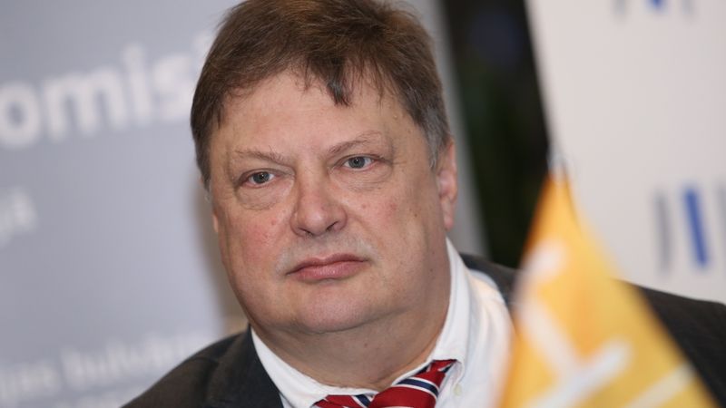 Osmanis: Kapitāls biržā pašlaik nav pietiekami pieejams