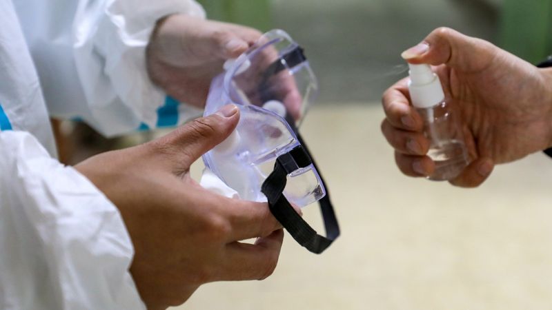 Saeimā sasauc sēdi saistībā ar koronavīrusa izplatību