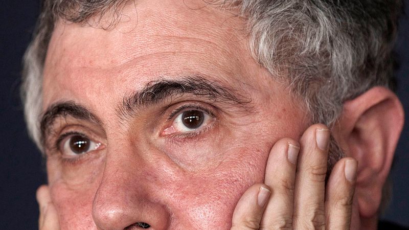 Hārvarda universitātes profesors pieprasa Krugmanam atzīt kļūdas savās prognozēs