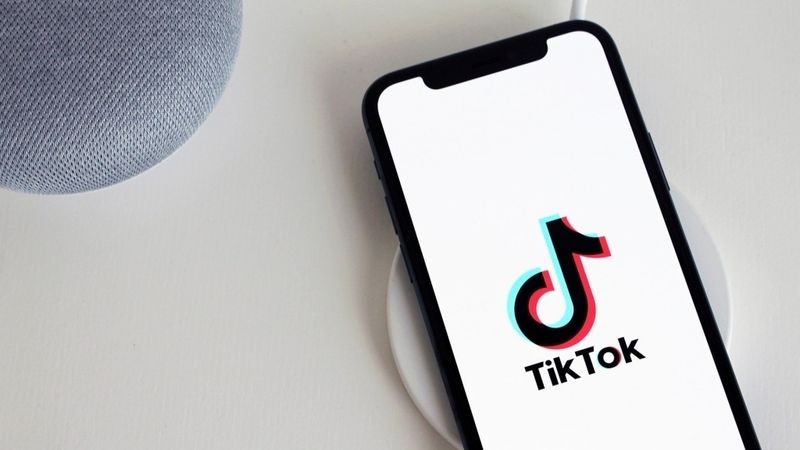 Kanāda liek slēgt TikTok uzņēmumu, bet nebloķē platformu
