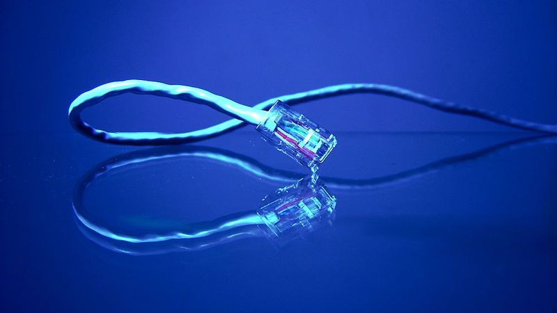 Izglītības un zinātnes ministrija «serverus ar dimantiem» nepirks