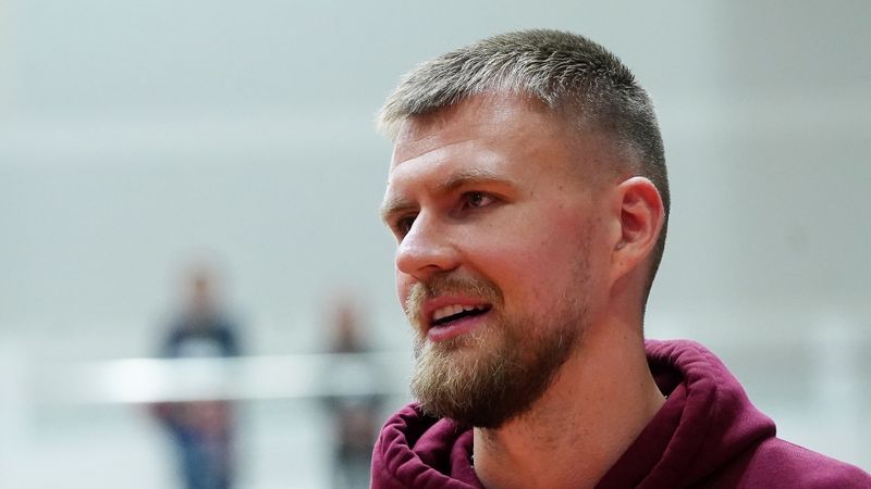 Porziņģis tiks aizmainīts uz Atlantas Hawks