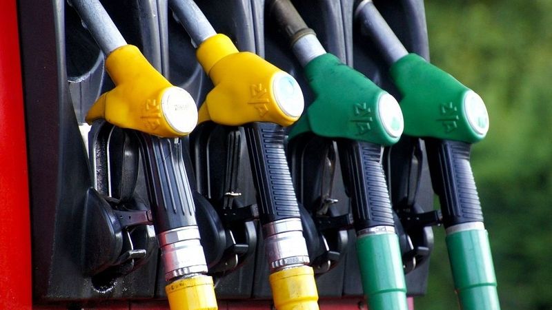 Valdība uz 1,5 gadiem atceļ biodegvielas obligāto piejaukumu