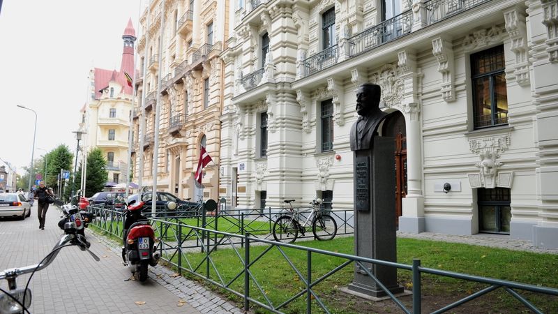 Biznesa vide: Vieta, kur spēlēties ar jūgendstilu
