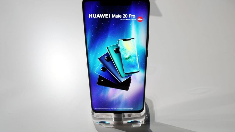 Tehnoloģiju apskats: viedtālrunis Huawei Mate 20 Pro