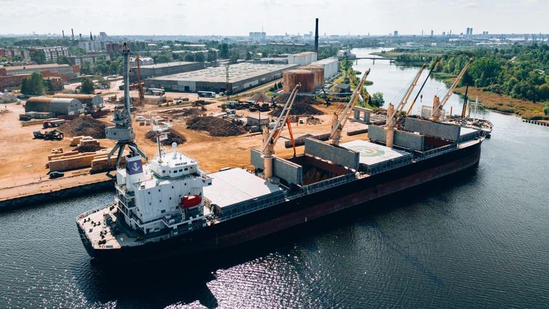 Signet Banka piešķir 6,4 miljonus eiro Agro Terminal Riga attīstībai