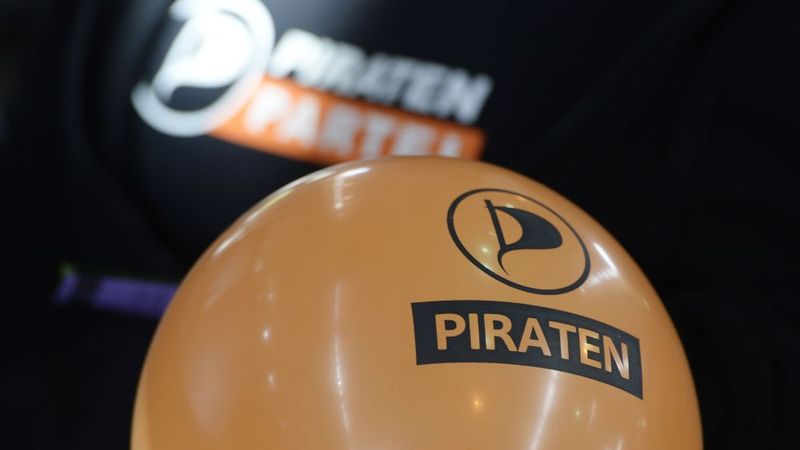 Eiropas «pirāti» grasās apvienoties un iekļūt Eiropas Parlamentā