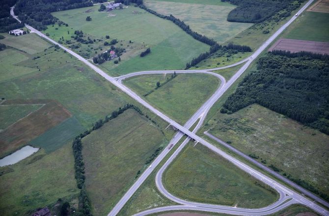 Valsts autoceļus četrās teritorijās uzturēs Vizii Urban un LAU infra Grupa