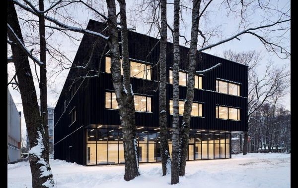 FOTO: Filmēšanas paviljons un fotostudija - paplašināts Rīgas Mākslas un mediju tehnikums