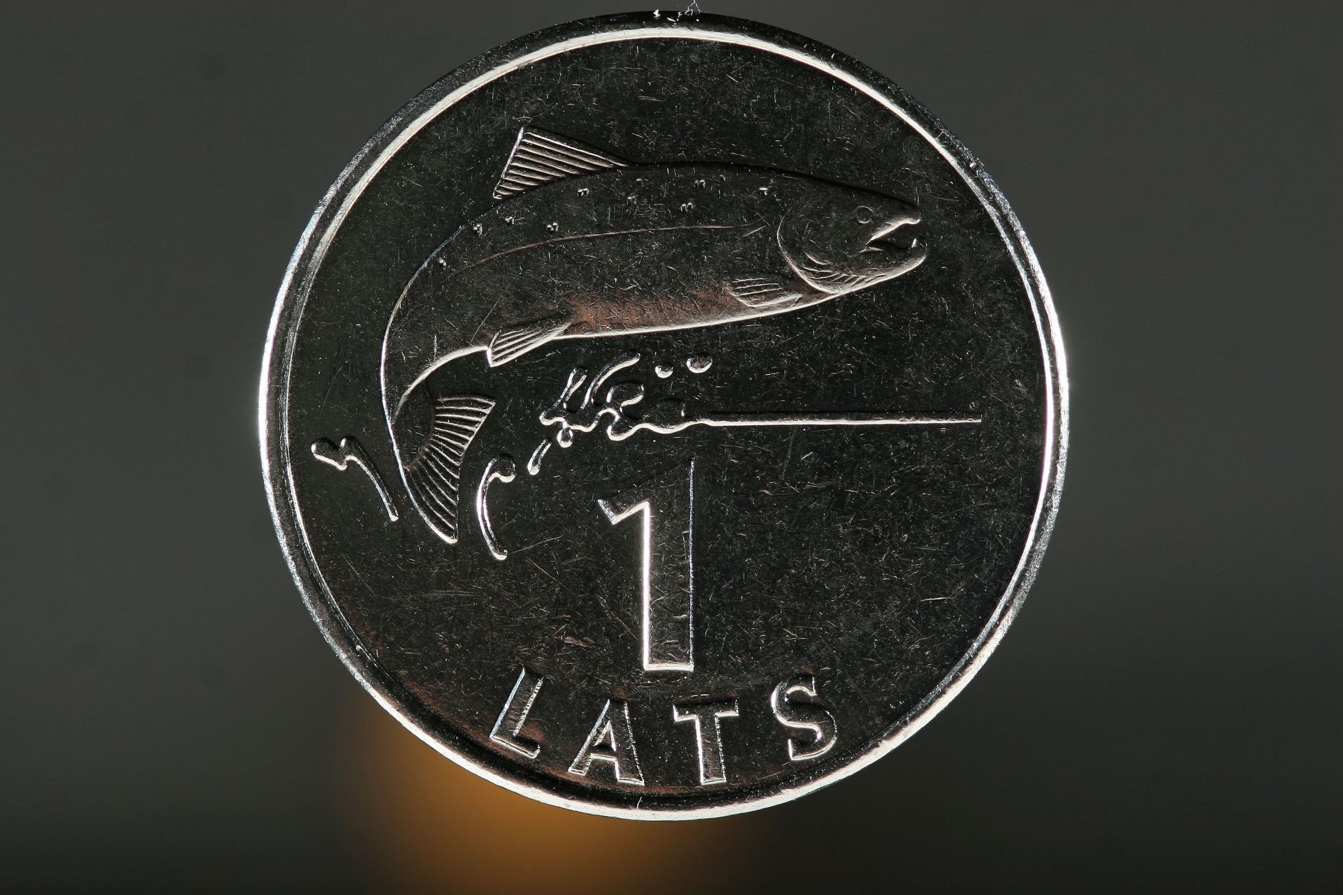 lats; nauda;. Edmunds Brencis, Db