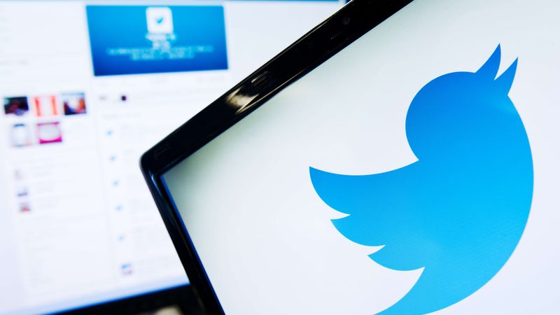 Twitter debitējot biržā plāno iegūt miljardu dolāru