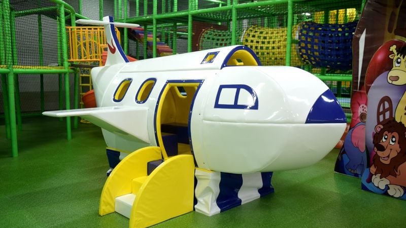 FOTO: Imantā durvis ver atrakciju parks Fun Park