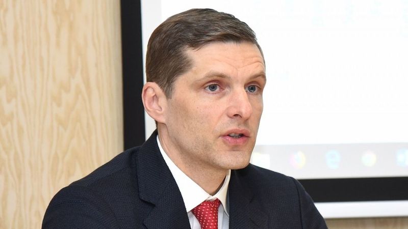 Ekonomika pēc īsas atelpas dodas cīņā ar otro vilni